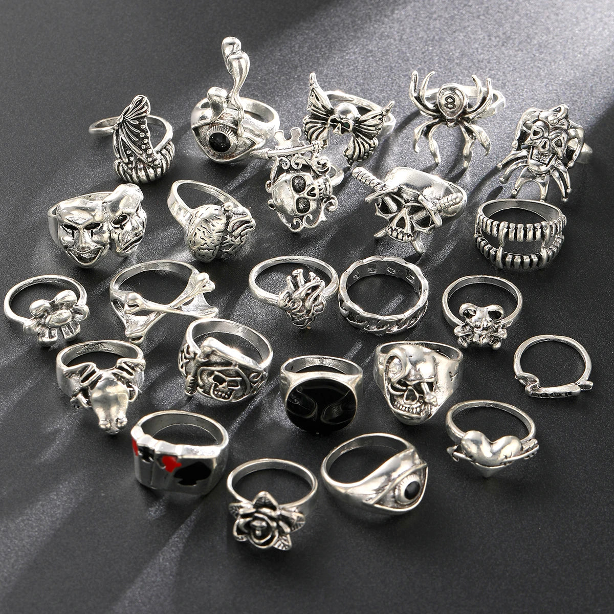 24 Pcs Gothic Skeleton Unisex Ring Set Punk Grunge Butterfly Frog Woman Man Jewelry Hip Hop Party Street Ring Accessories Gift